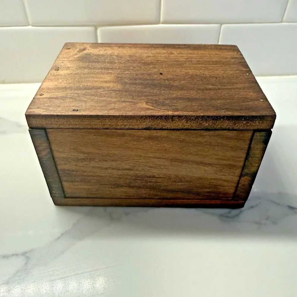 Vintage Wooden Recipe Box with Painted Chicken Farmhouse Kitchen Decor 6